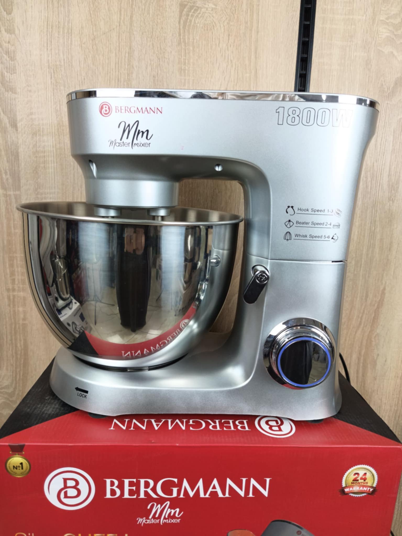 Pétrin double crochet Bergmann 1800 W 08L BSM-8004 – Image 2